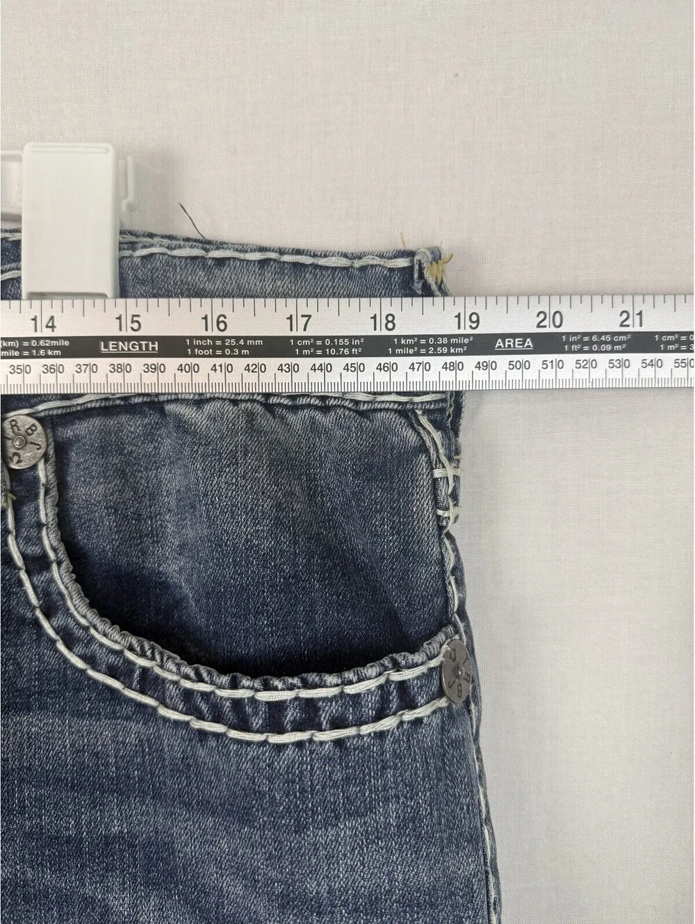 True Religion ROCCO Relaxed Skinny Mens Sz 36 x 34 Blue Denim Jeans Thick Stitch